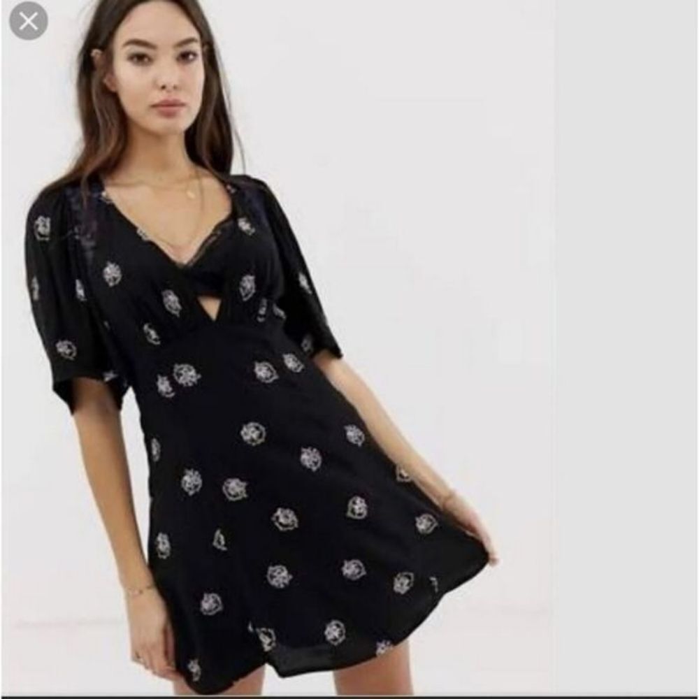 Free People Black Clove Mockingbird Keyhole Back A-line Mini Dress‎ Size 4 - Picture 4 of 11